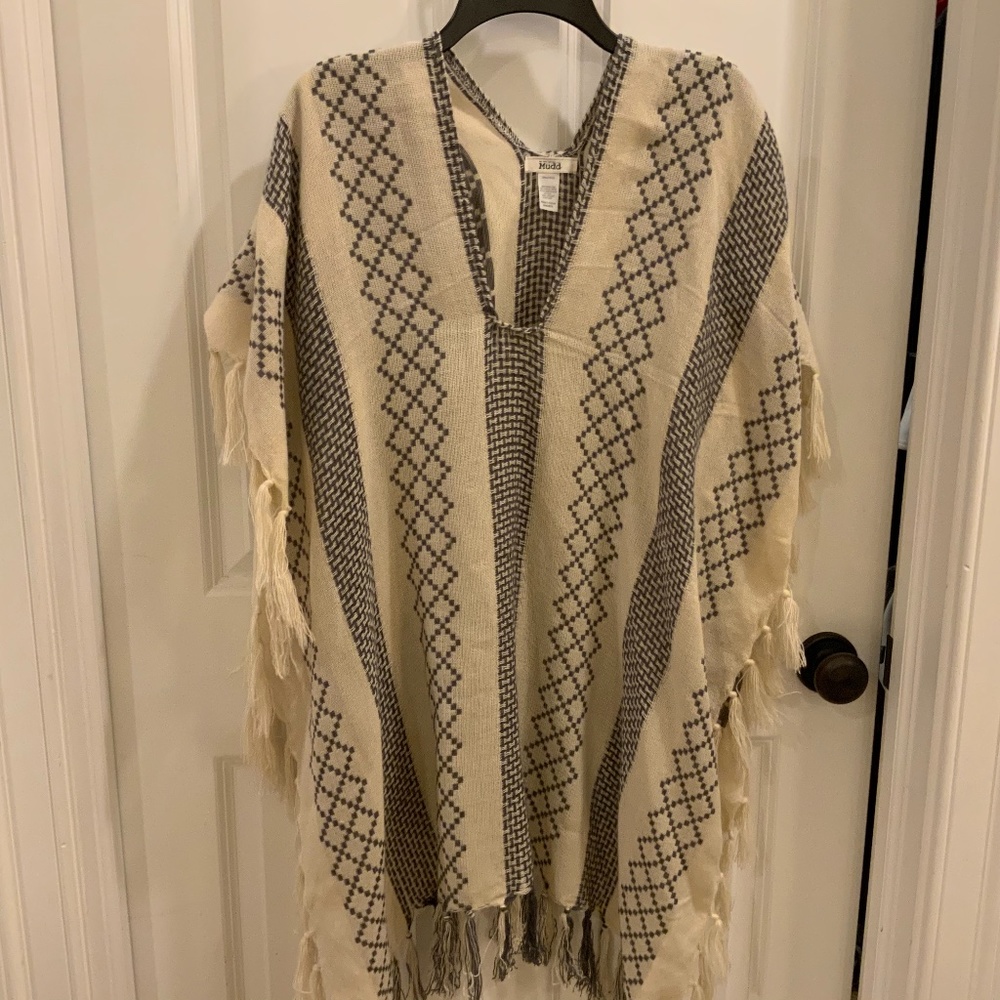 Sweater/Cape
